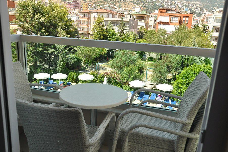 Cleopatra Tac Hotel & Apart Alanya Exteriör bild
