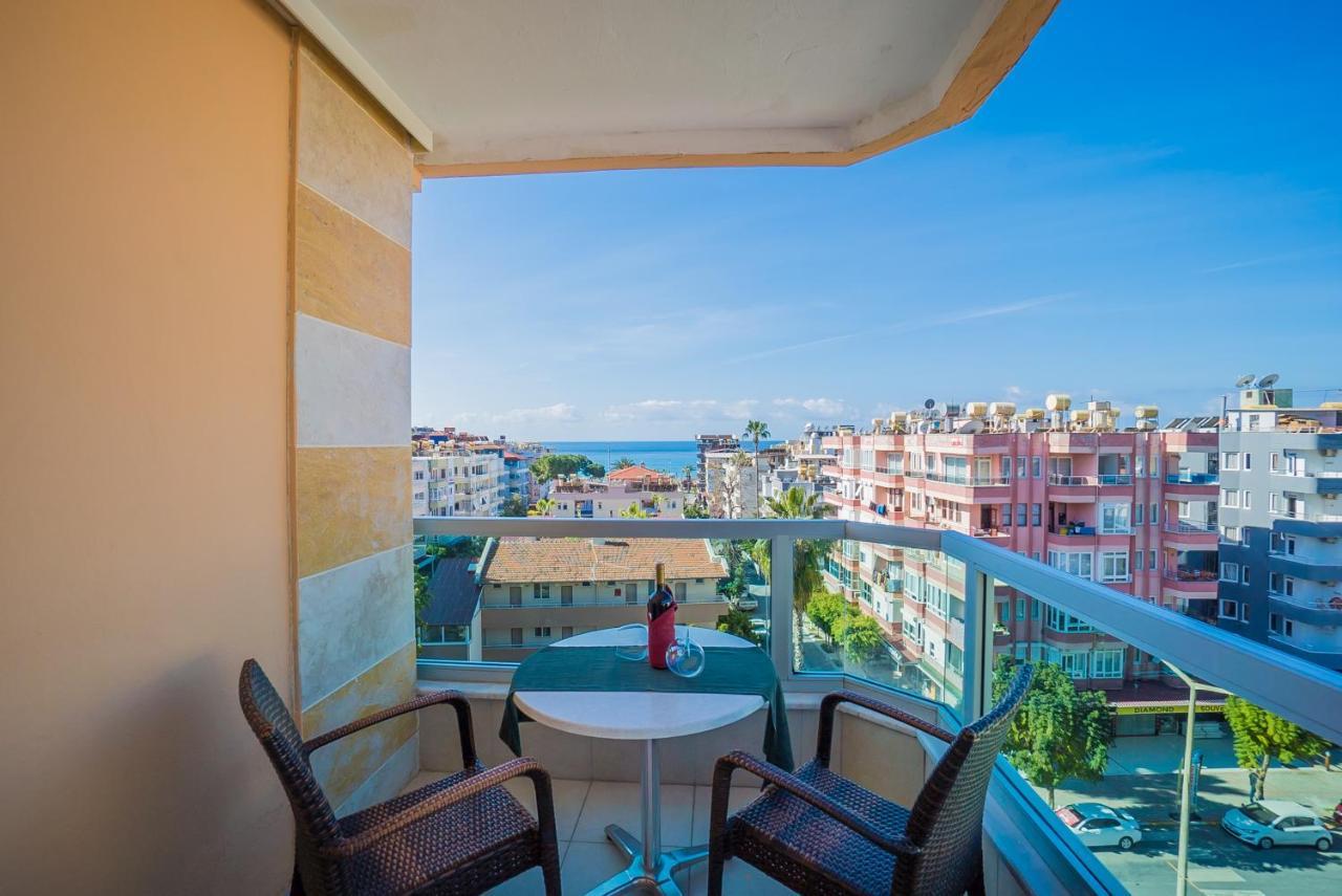 Cleopatra Tac Hotel & Apart Alanya Exteriör bild