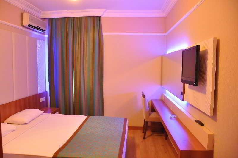 Cleopatra Tac Hotel & Apart Alanya Exteriör bild